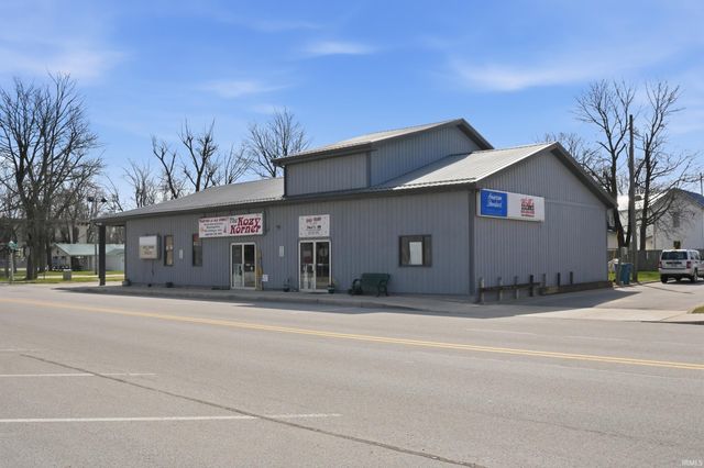 418 Defiance Street, Howe, IN 46746