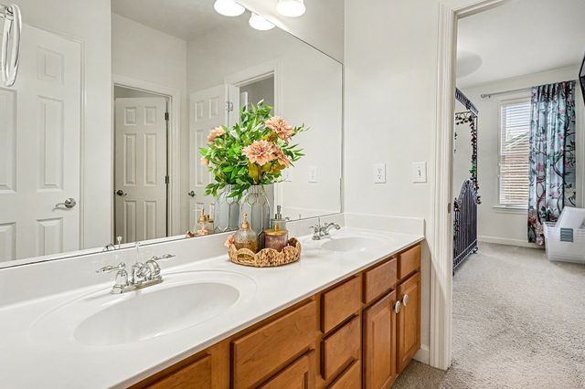 6876 Walnut Hills Dr, Brentwood, TN 37027