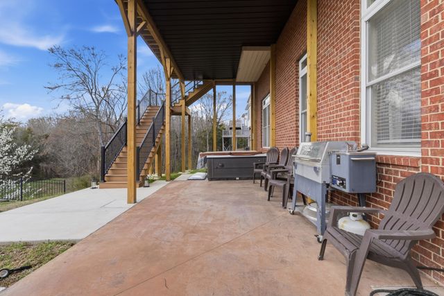 6876 Walnut Hills Dr, Brentwood, TN 37027