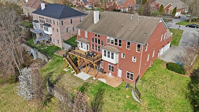 6876 Walnut Hills Dr, Brentwood, TN 37027