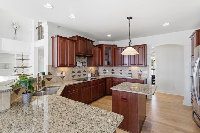 6876 Walnut Hills Dr, Brentwood, TN 37027