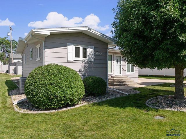 124 S 5TH ST, Spearfish, SD 57783