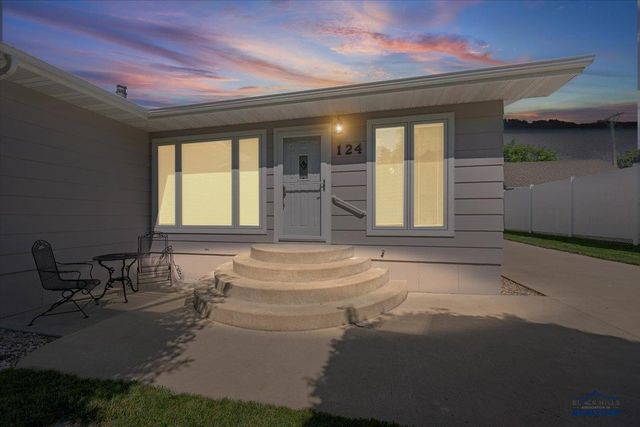 124 S 5TH ST, Spearfish, SD 57783