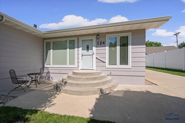 124 S 5TH ST, Spearfish, SD 57783