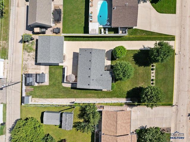 124 S 5TH ST, Spearfish, SD 57783