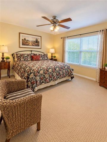 2585 Laurel Circle NW, Atlanta, GA 30311