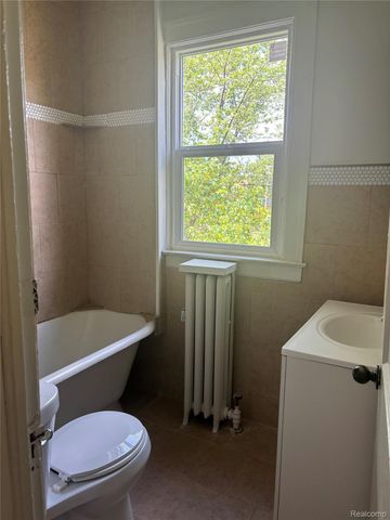 4010 Blaine Street, Detroit, MI 48204