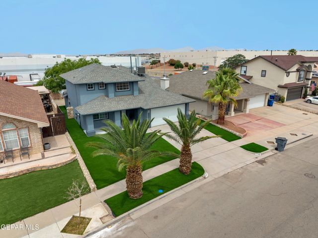 1243 JOHN PHELAN Drive, El Paso, TX 79936