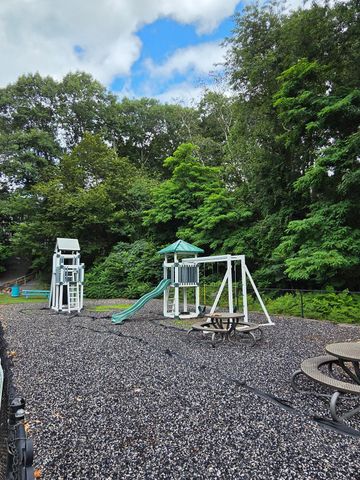 7 Chapel Hill Drive 11, Plymouth, MA 02360
