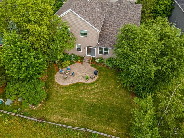 365 Oakmont Drive, Cary, IL 60013