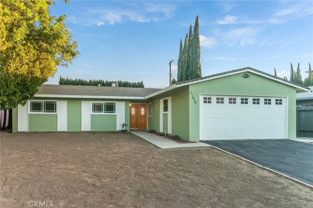 21838 Eccles Street, Canoga Park, CA 91304