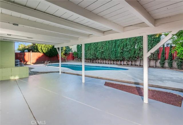 21838 Eccles Street, Canoga Park, CA 91304