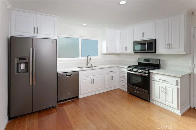 21838 Eccles Street, Canoga Park, CA 91304