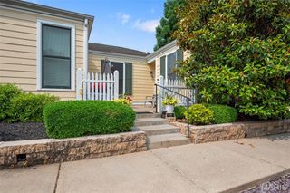 3245 Canal Street, St Charles, MO 63301