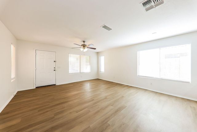 30427 N 42nd Place, Cave Creek, AZ 85331