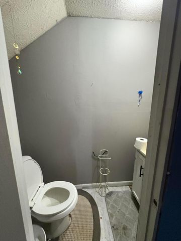 1085 Williams Road, Columbus, OH 43207