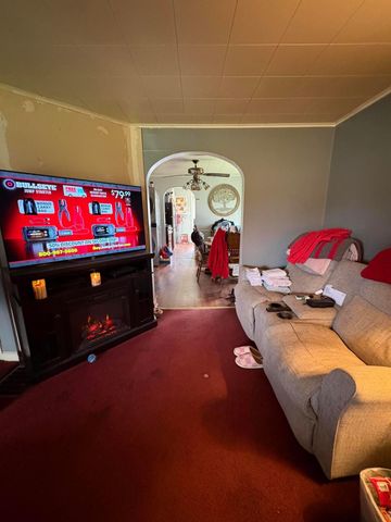 1085 Williams Road, Columbus, OH 43207