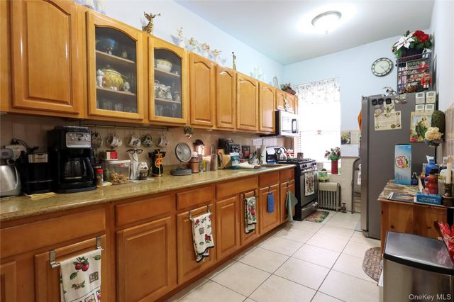 2130 36th Street, Astoria, NY 11105