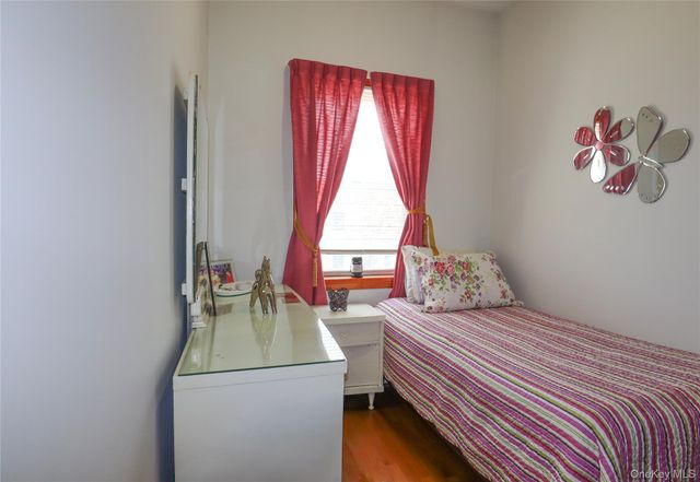 2130 36th Street, Astoria, NY 11105