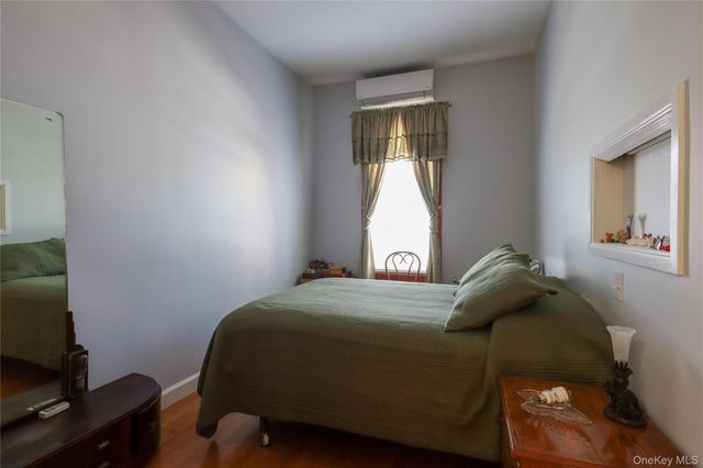 2130 36th Street, Astoria, NY 11105