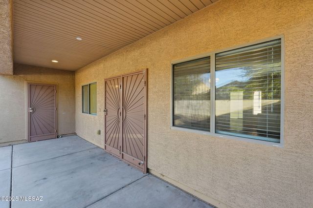 6661 E Gehrig Lane, Tucson, AZ 85756