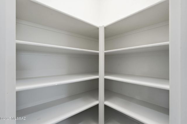 6661 E Gehrig Lane, Tucson, AZ 85756