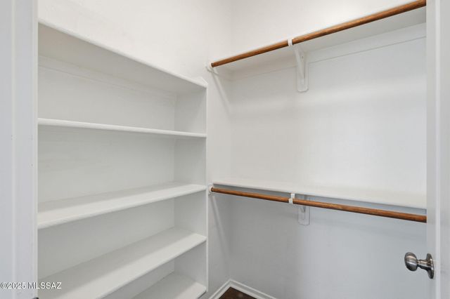 6661 E Gehrig Lane, Tucson, AZ 85756