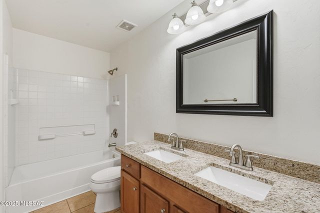 6661 E Gehrig Lane, Tucson, AZ 85756