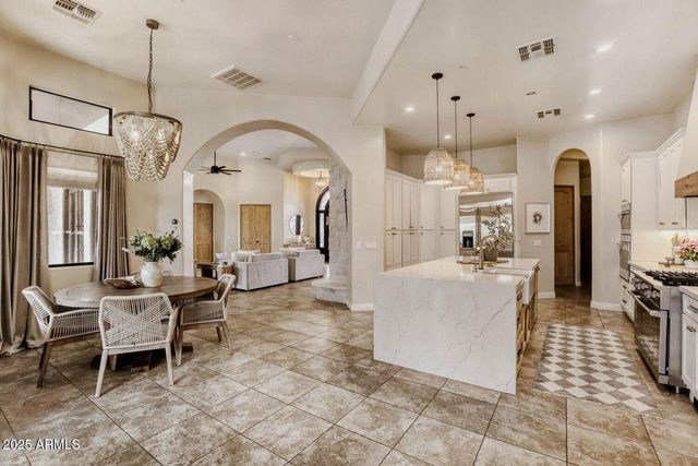 18037 W SAN JUAN Avenue, Litchfield Park, AZ 85340