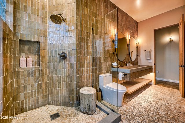 18037 W SAN JUAN Avenue, Litchfield Park, AZ 85340