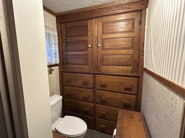 33282 N MAIN Street, Townville, PA 16360