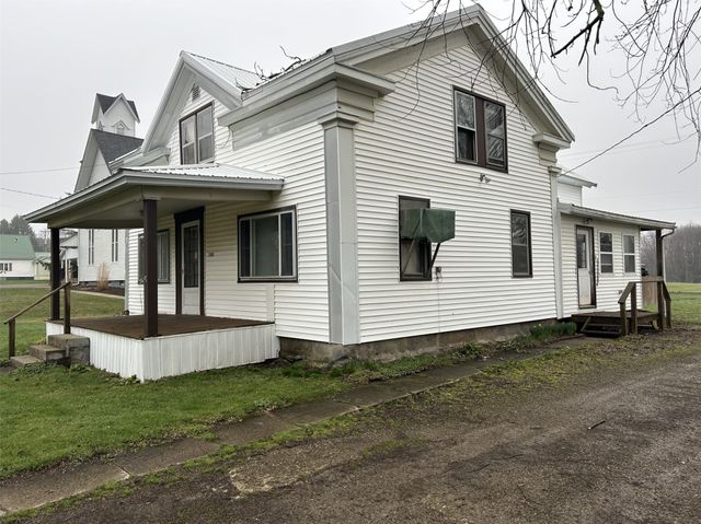 33282 N MAIN Street, Townville, PA 16360