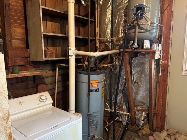 33282 N MAIN Street, Townville, PA 16360