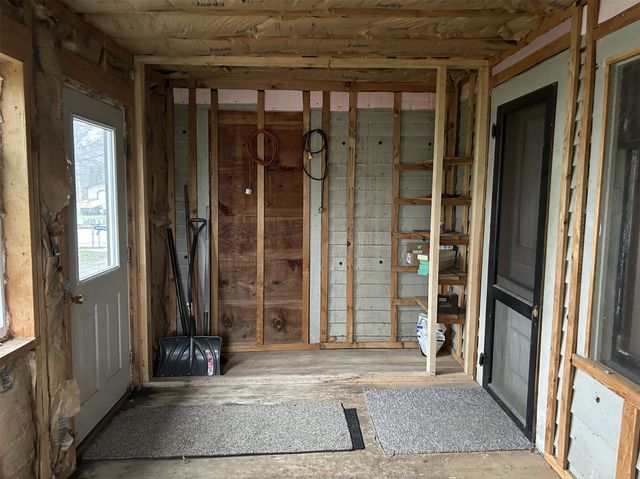 33282 N MAIN Street, Townville, PA 16360