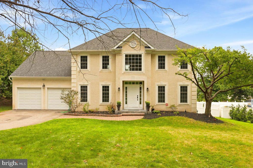 802 IRENIC CT, NORRISTOWN, PA 19403 — photo 2