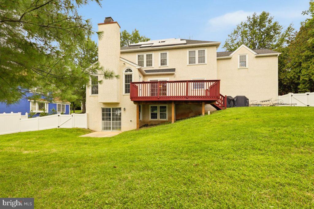 802 IRENIC CT, NORRISTOWN, PA 19403 — photo 3