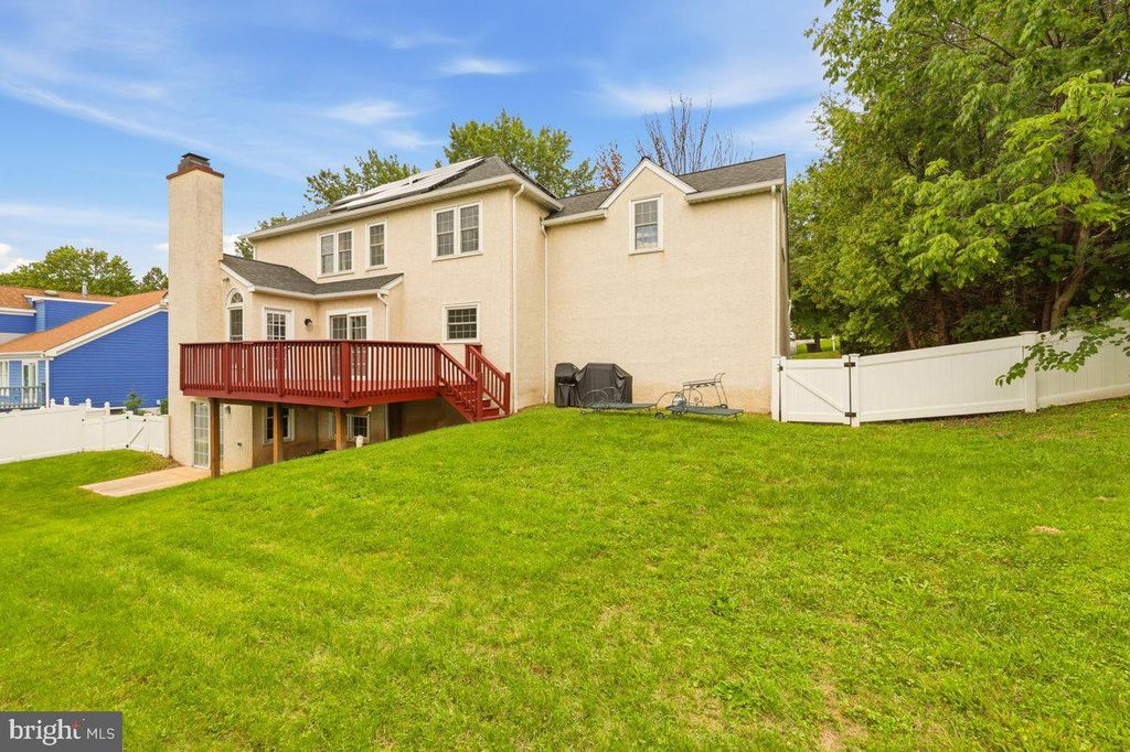 802 IRENIC CT, NORRISTOWN, PA 19403 — photo 4
