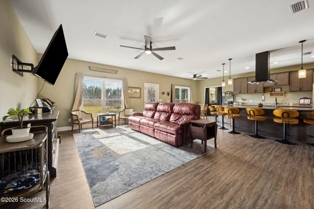 691 Oakwell Road, Kingsland, GA 31548