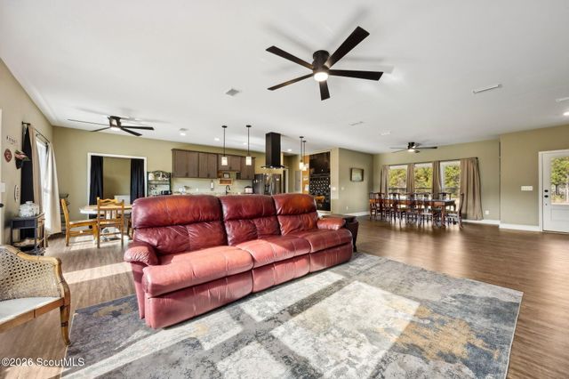 691 Oakwell Road, Kingsland, GA 31548