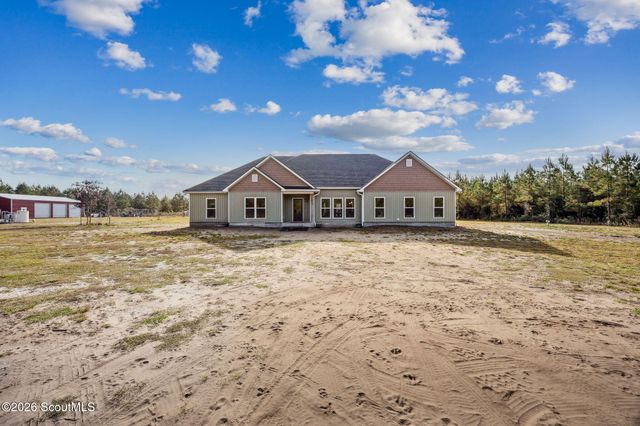 691 Oakwell Road, Kingsland, GA 31548