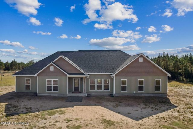 691 Oakwell Road, Kingsland, GA 31548