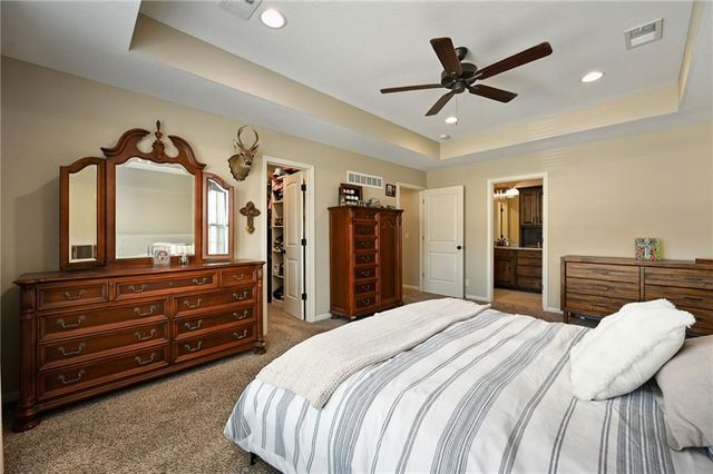 1605 Shadow Drive, Leavenworth, KS 66048