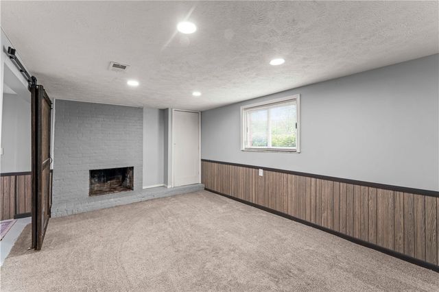372 Chartiers Run Road, Chartiers, PA 15317