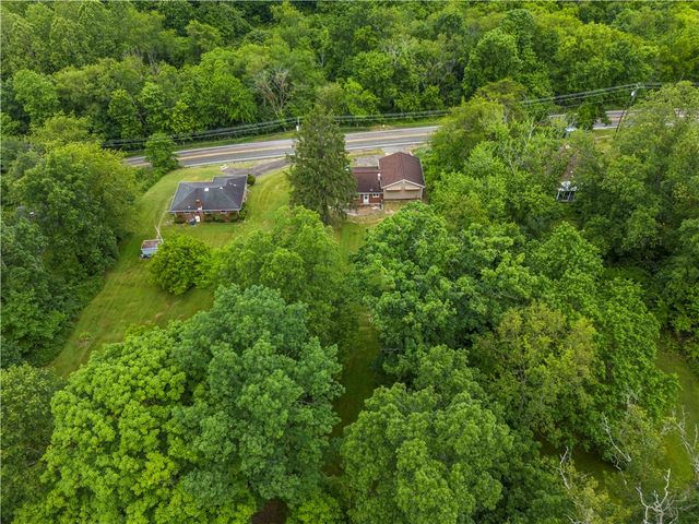 372 Chartiers Run Road, Chartiers, PA 15317