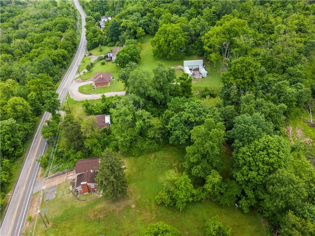 372 Chartiers Run Road, Chartiers, PA 15317