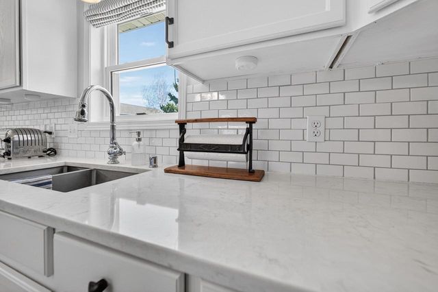1107 Tara Drive, Sun Prairie, WI 53590