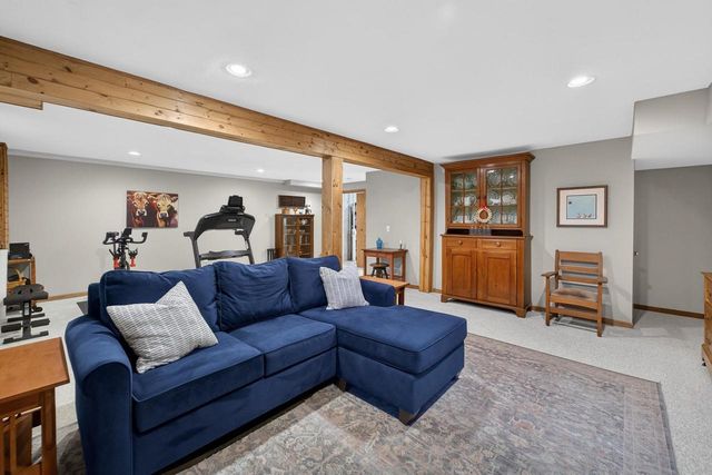 1107 Tara Drive, Sun Prairie, WI 53590