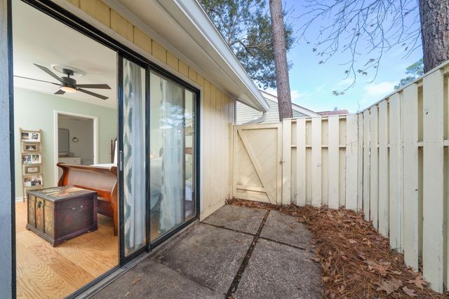 1116 Daffodil Lane, Mount Pleasant, SC 29464