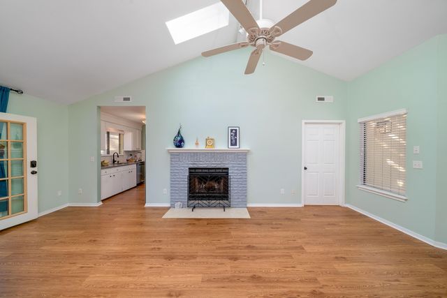 1116 Daffodil Lane, Mount Pleasant, SC 29464