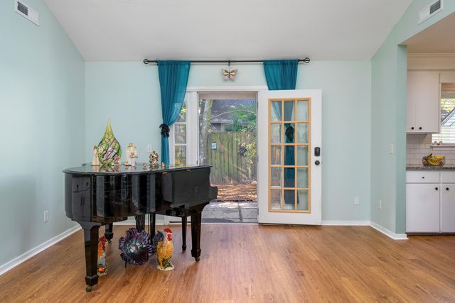 1116 Daffodil Lane, Mount Pleasant, SC 29464